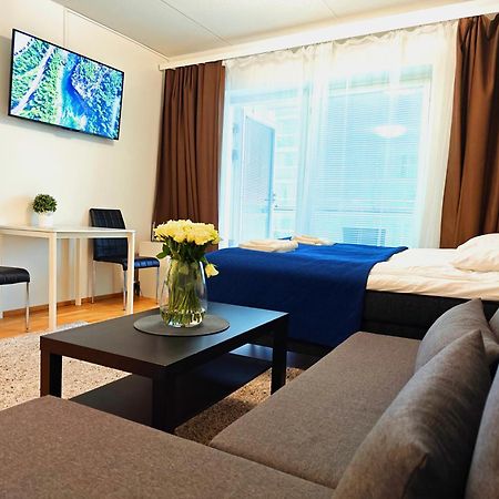 City Center 1R Studio With Perfect View, Parking Oulu Exterior photo